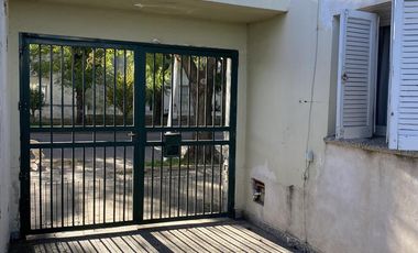 Casa con patio amplio en Pehuajó - Chassaing y Varela