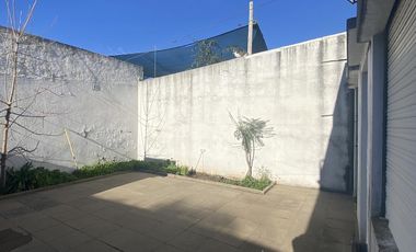 Casa con patio amplio en Pehuajó - Chassaing y Varela