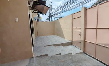 Casa Amoblada en Alquiler, Urdesa Norte, Guayaquil, DiaM
