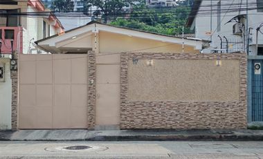 Casa Amoblada en Alquiler, Urdesa Norte, Guayaquil, DiaM