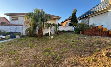 CASA VENTA BARRIO SAN RAFAEL MDA 4 AMB 1 CUADRA DEL MAR GAS NATURAL COCHERA PARRILLA