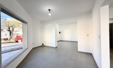 Local a estrenar a la venta en lujan centro Rawson esquina almirante brown