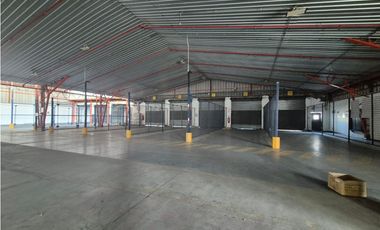 ALQUILER DE BODEGA INDUSTRIAL EN GUAYAQUIL – 7.362 m²