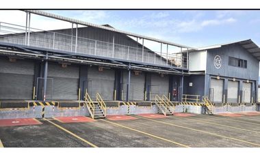 ALQUILER DE BODEGA INDUSTRIAL EN GUAYAQUIL – 7.362 m²
