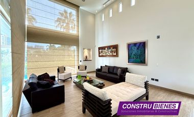 Casa exclusiva frente al mar en Portal del Sol – Manta, Ecuador