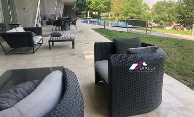 Departamento 258 m2 TORRE EVA Privanzas VALLE ORIENTE Spgg de 3 Recámaras VENTA ó RENTA