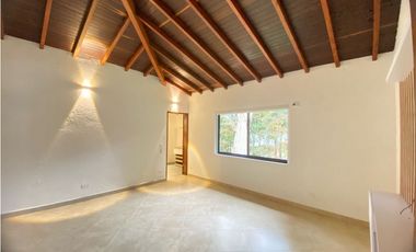 Casa en Arriendo en Llanogrande vía Aeropuerto