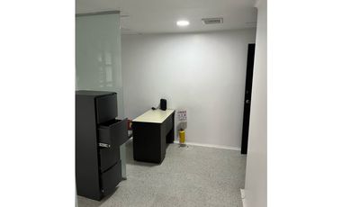 Venta De Consultorio en El Poblado Las Vegas