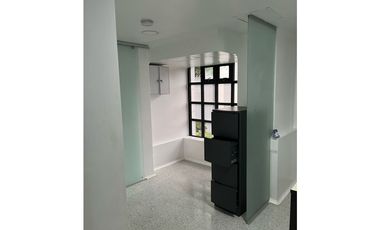 Venta De Consultorio en El Poblado Las Vegas