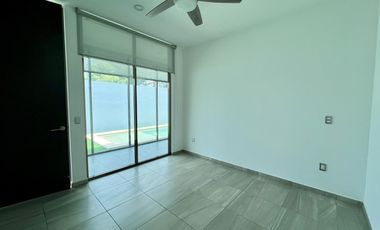 VENTA COMODA CASA DE UNA PLANTA EN PRIVADA ARBOREA CONKAL YUCATAN