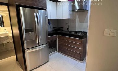 RENTA de Casa AMUEBLADA en Col. Lomas del Valle, San Pedro Garza García