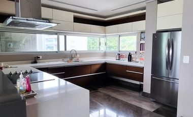 Departamento 258 m2 TORRE EVA Privanzas VALLE ORIENTE Spgg de 3 Recámaras VENTA ó RENTA