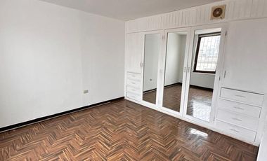 VENTA  DUPLEX EN URB. COUNTRY CLUB, ZONA EXCLUSIVA DE SAN ISIDRO