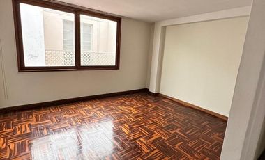 VENTA  DUPLEX EN URB. COUNTRY CLUB, ZONA EXCLUSIVA DE SAN ISIDRO