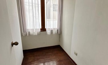 VENTA  DUPLEX EN URB. COUNTRY CLUB, ZONA EXCLUSIVA DE SAN ISIDRO