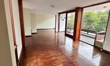 VENTA  DUPLEX EN URB. COUNTRY CLUB, ZONA EXCLUSIVA DE SAN ISIDRO