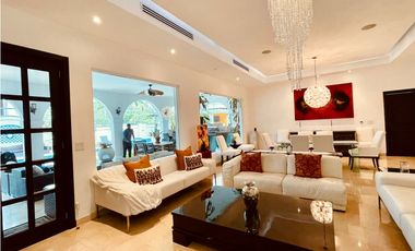 Venta - Casa en Royal Pacific, Costa del Este