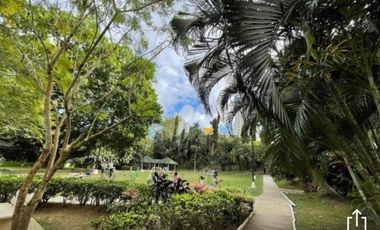 VENTA DE APARTAMENTO AMOBLADO PH GREEN PARK. CONDADO DEL REY (NC).
