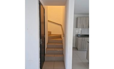 EL CRISOL / PH VILLASOL / 108M / 3 HABITACION / 2 NIVEL / VACIA /JC