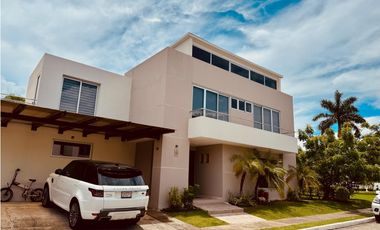 Venta - Casa en Villasur Residences, Costa Sur
