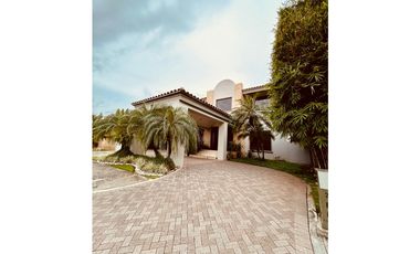 CASA BALMORAL VENTA