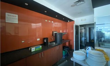 LOCAL / CENTENNIAL / PLAZA BOULEVARD / 100M / PLANTA ALTA / ESQUINA