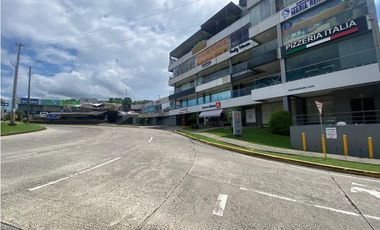 LOCAL / CENTENNIAL / PLAZA BOULEVARD / 100M / PLANTA ALTA / ESQUINA