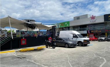 LOCAL / CENTENNIAL / PLAZA BOULEVARD / 100M / PLANTA ALTA / ESQUINA