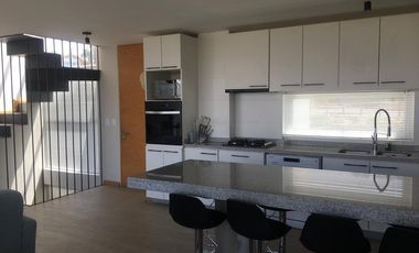 PUERTO VELERO: TRIPLEX PARA 7 PERSONAS