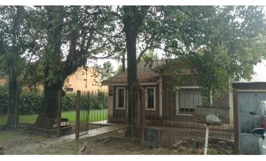 CASA EN BENAVIDEZ  BARRIO RESIDENCIAL