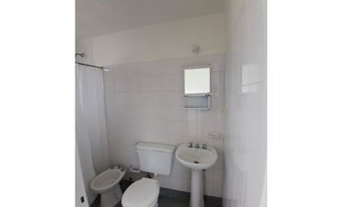 ALQUILER MONOAMBIENTE HUAICO