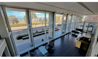 Departamento Semipiso en Palcos Del Golf. Único por su calidad.