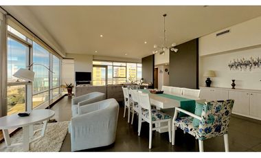 Departamento Semipiso en Palcos Del Golf. Único por su calidad.