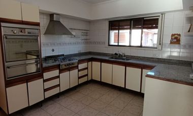 ALQUILER DE CASA EN La Matanza