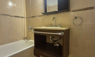 Venta departamento 6 ambiente en Lanús cochera
