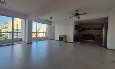 Venta departamento 6 ambiente en Lanús cochera