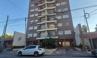 Venta departamento 6 ambiente en Lanús cochera