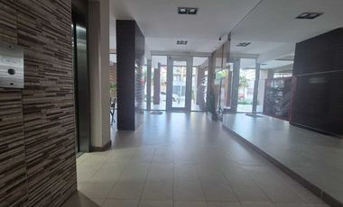 Venta departamento 6 ambiente en Lanús cochera