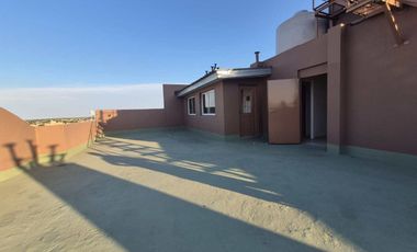 Venta departamento 6 ambiente en Lanús cochera