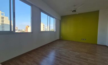 Venta departamento 6 ambiente en Lanús cochera