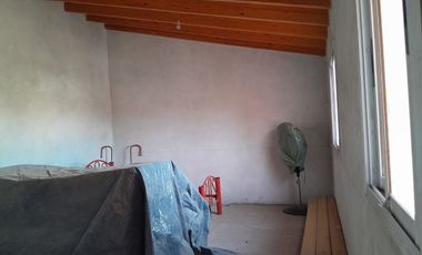 Casa de 2 Plantas Bº Lajas 1 Apta Crédito Chimbas