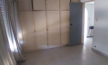 Casa PH en alquiler en Lanus Oeste