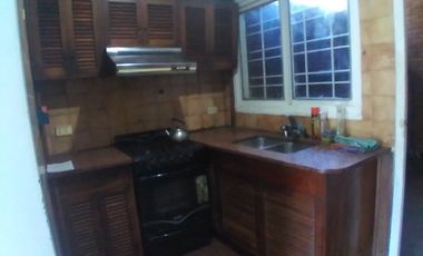 Casa PH en alquiler en Lanus Oeste
