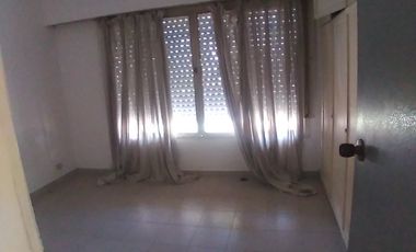 Casa PH en alquiler en Lanus Oeste