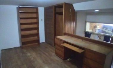 Casa PH en alquiler en Lanus Oeste