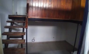 Casa PH en alquiler en Lanus Oeste