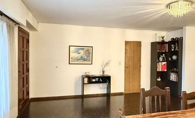 VENTA CASA SAN ISIDRO 7 AMB JARDIN PILETA, QUINCHO