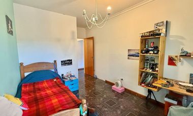 VENTA CASA SAN ISIDRO 7 AMB JARDIN PILETA, QUINCHO
