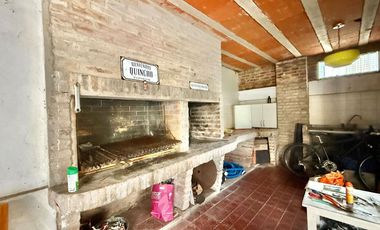 VENTA CASA SAN ISIDRO 7 AMB JARDIN PILETA, QUINCHO