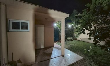 ALQUILER CASA DE 4 AMBIENTES CON JARDIN- LOMAS